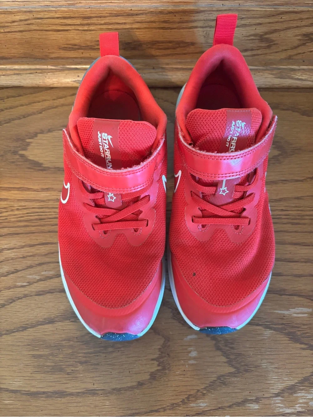 Nike Star Runner 3 Kids Shoes Size 2.5Y Red Gray Hook & Loop